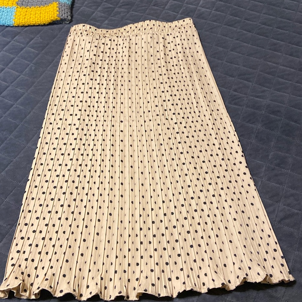 Pleated skirt